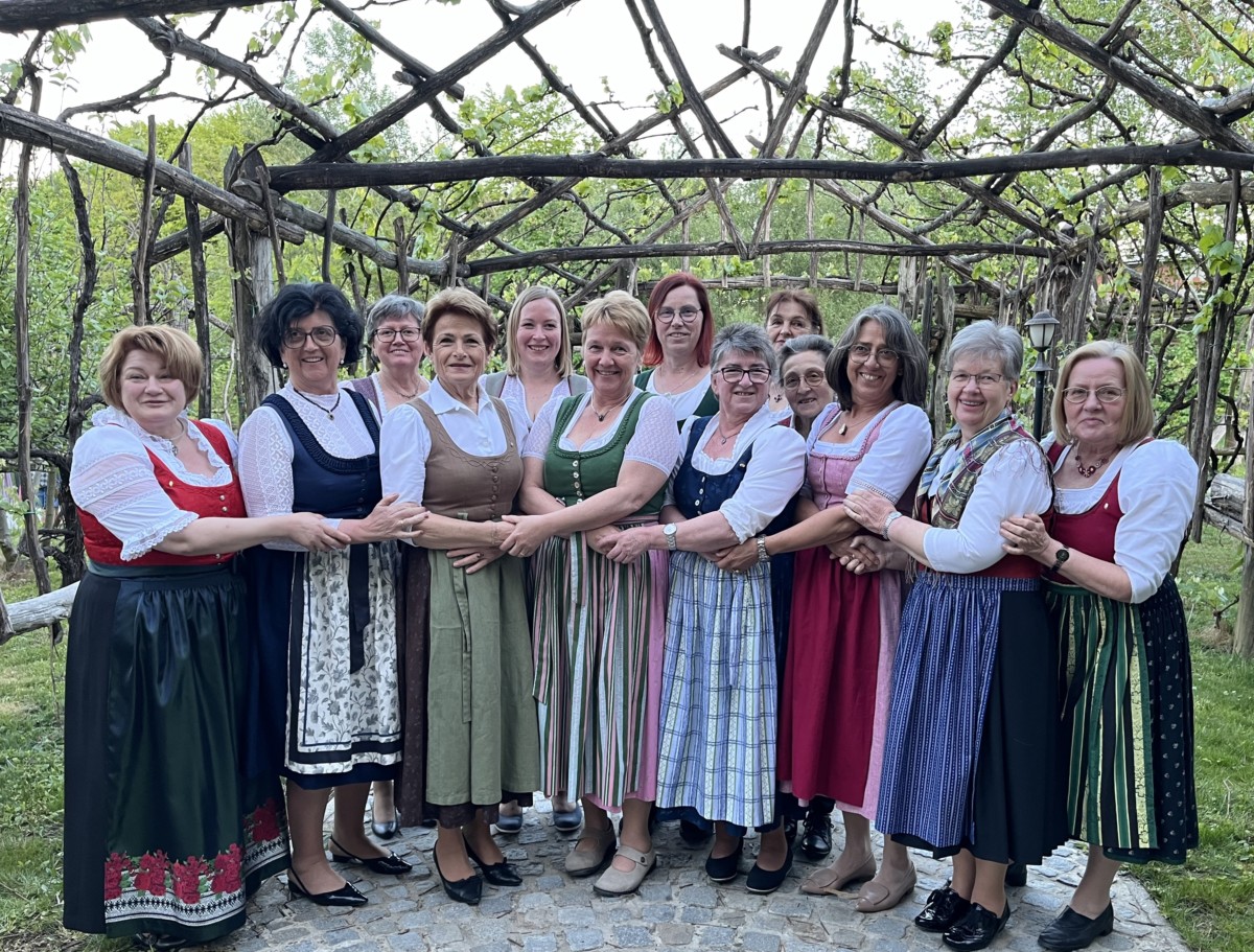 Ortsobfrauen verreisen in die slowenische Toskana